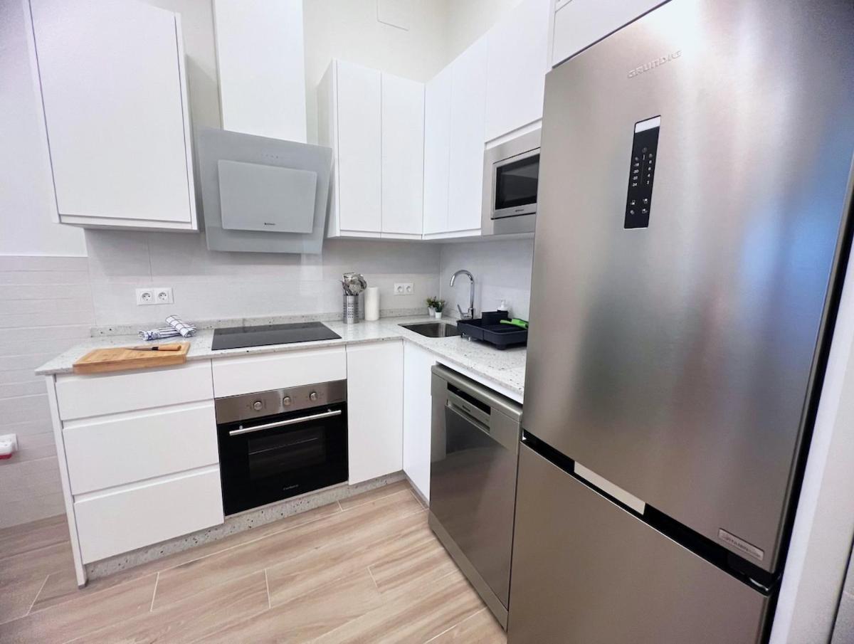 Evans Realty Bo Martiricos Estudio & Renovado Apartment *